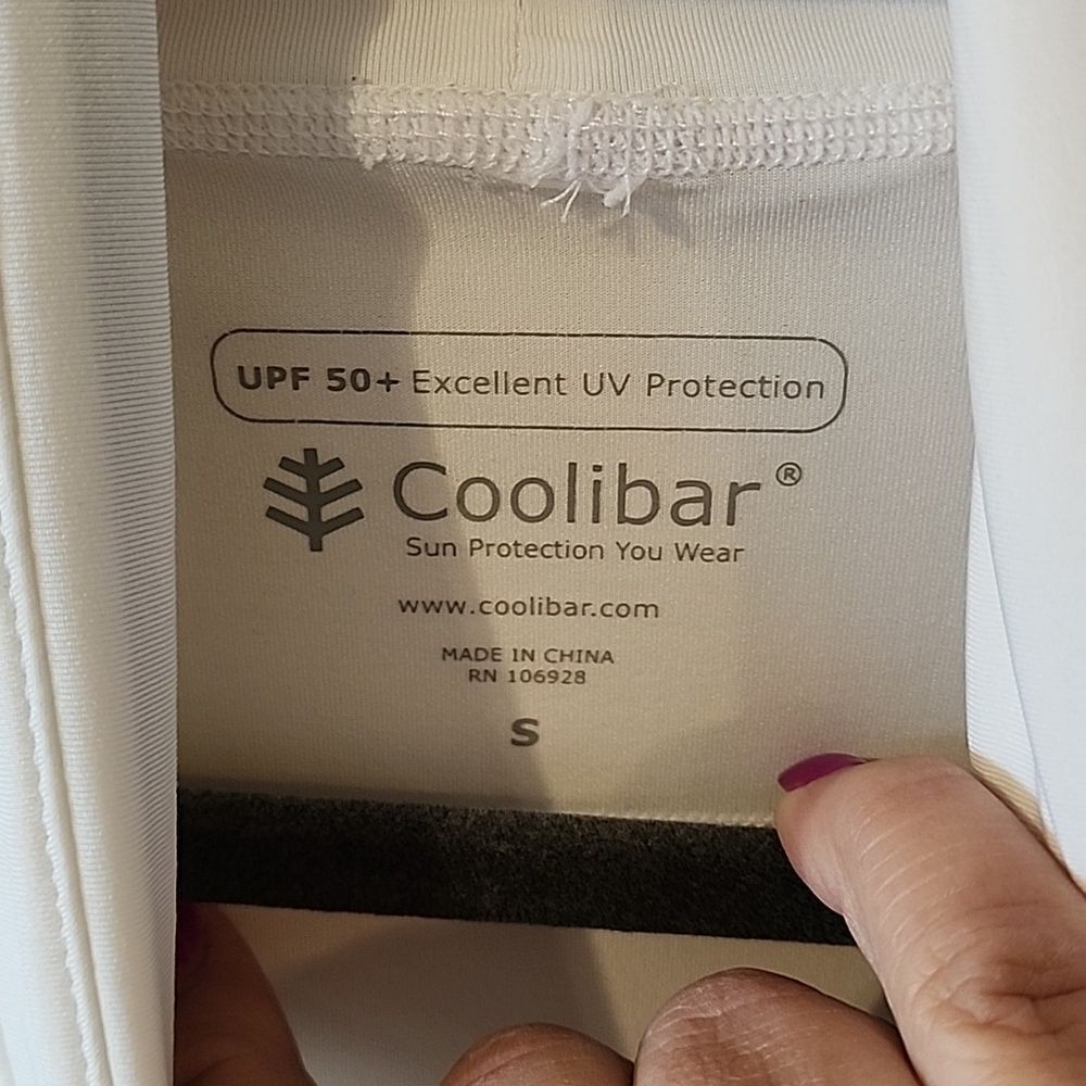 Coolibar Top Small Perfect Condition - image 4